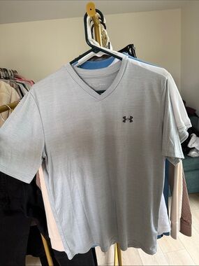 V-Neck Performance Tee - Men’s